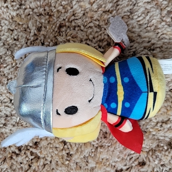 Plush Itty Bittys - Hallmark - Picture 1 of 2